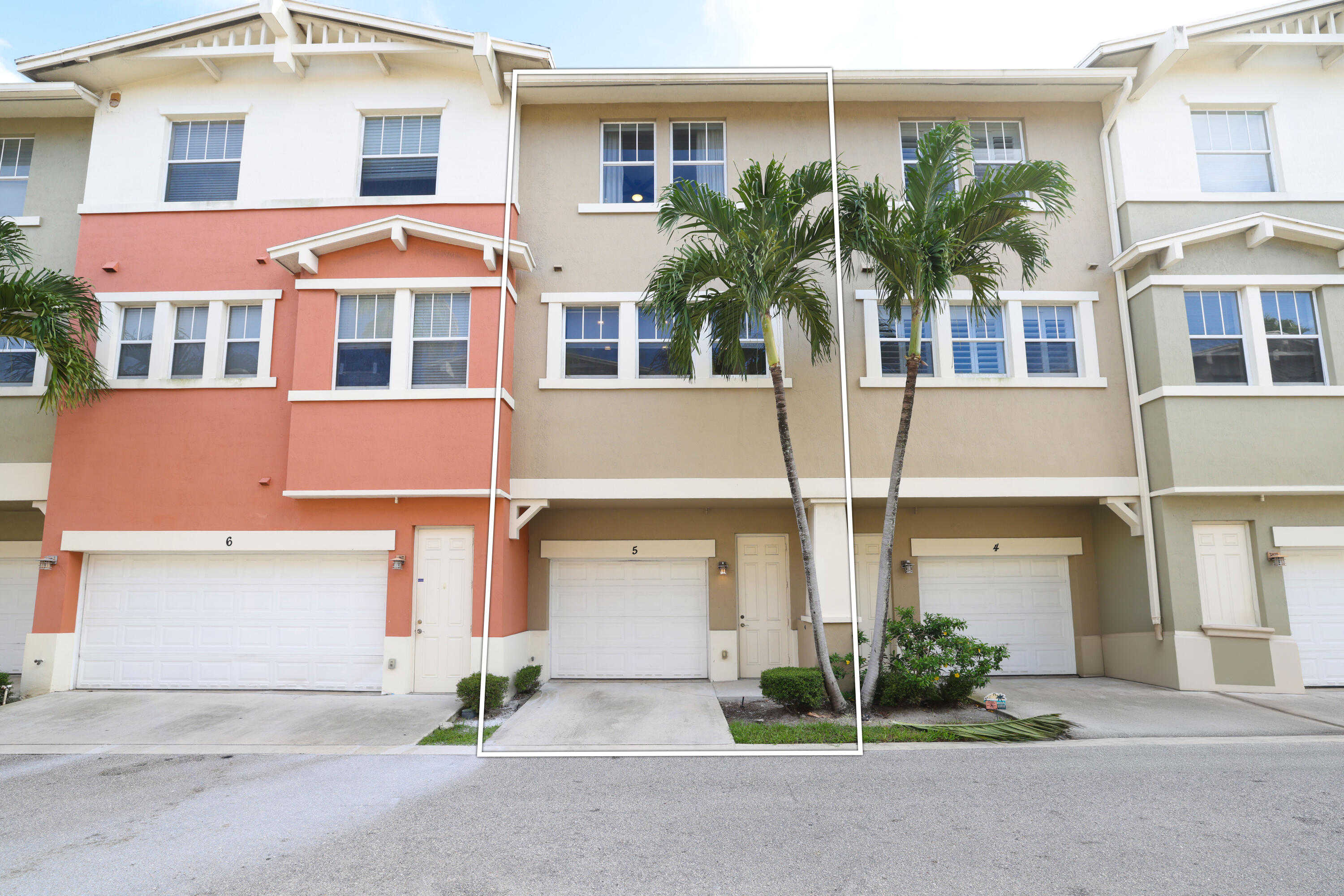 photo 2: 410 Amador Lane Unit 5, West Palm Beach FL 33401