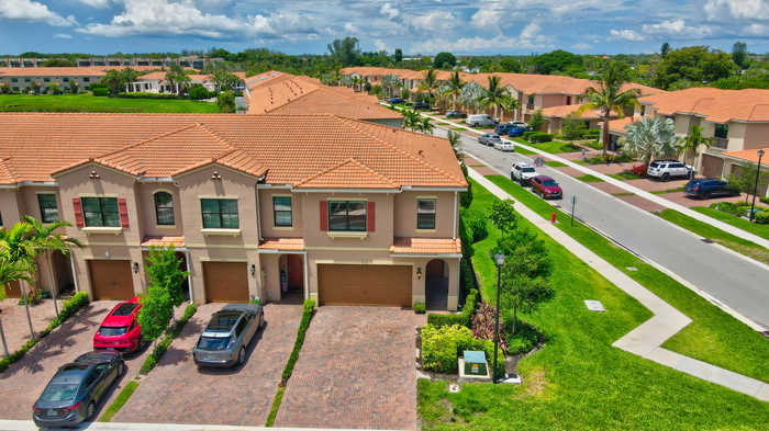 photo 2: 9514 Glider Way, Boca Raton FL 33428