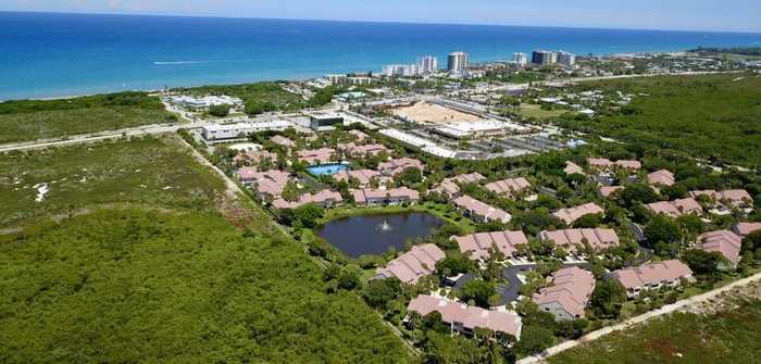 photo 2: 302 Sea Oats Drive Unit F, Juno Beach FL 33408