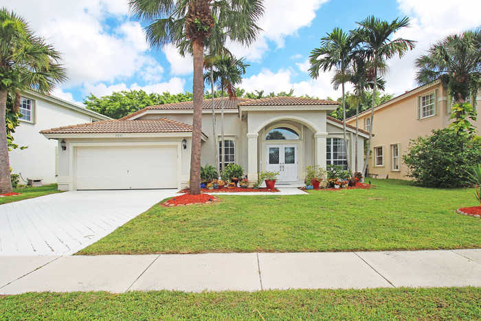 photo 2: 11131 Narragansett Bay Court, Wellington FL 33414