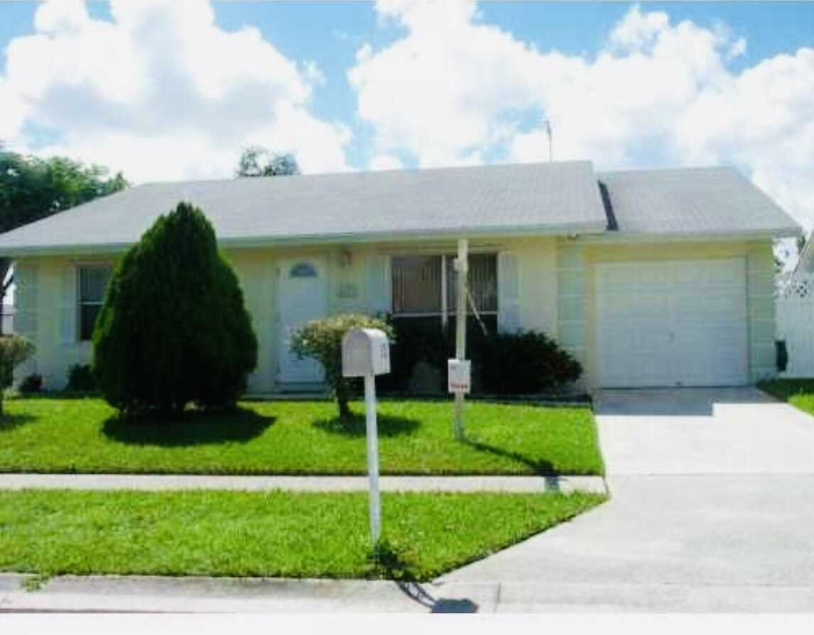 photo 1: 6250 Oakview Lane, Lake Worth FL 33463