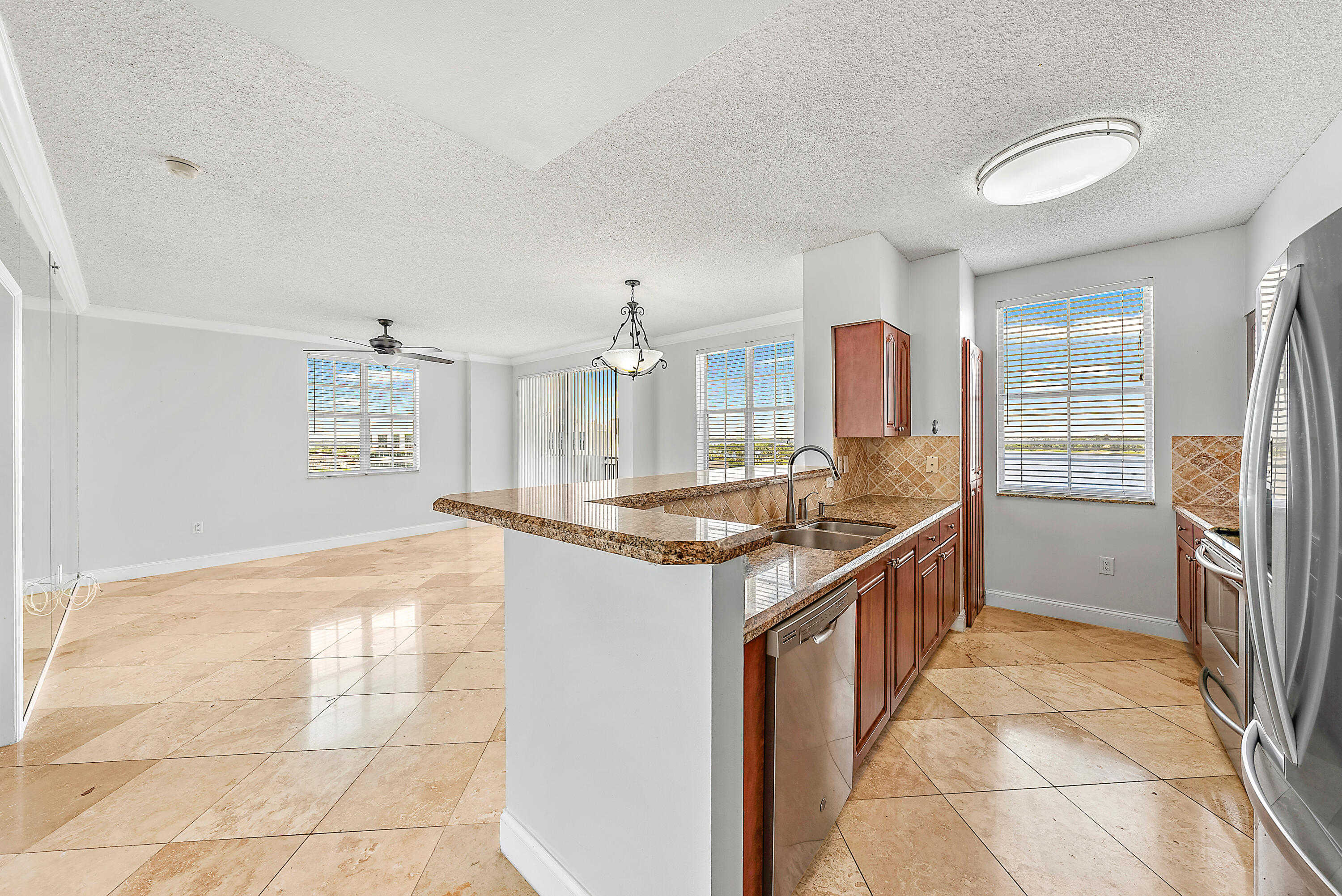 photo 1: 616 Clearwater Park Road Unit 913, West Palm Beach FL 33401