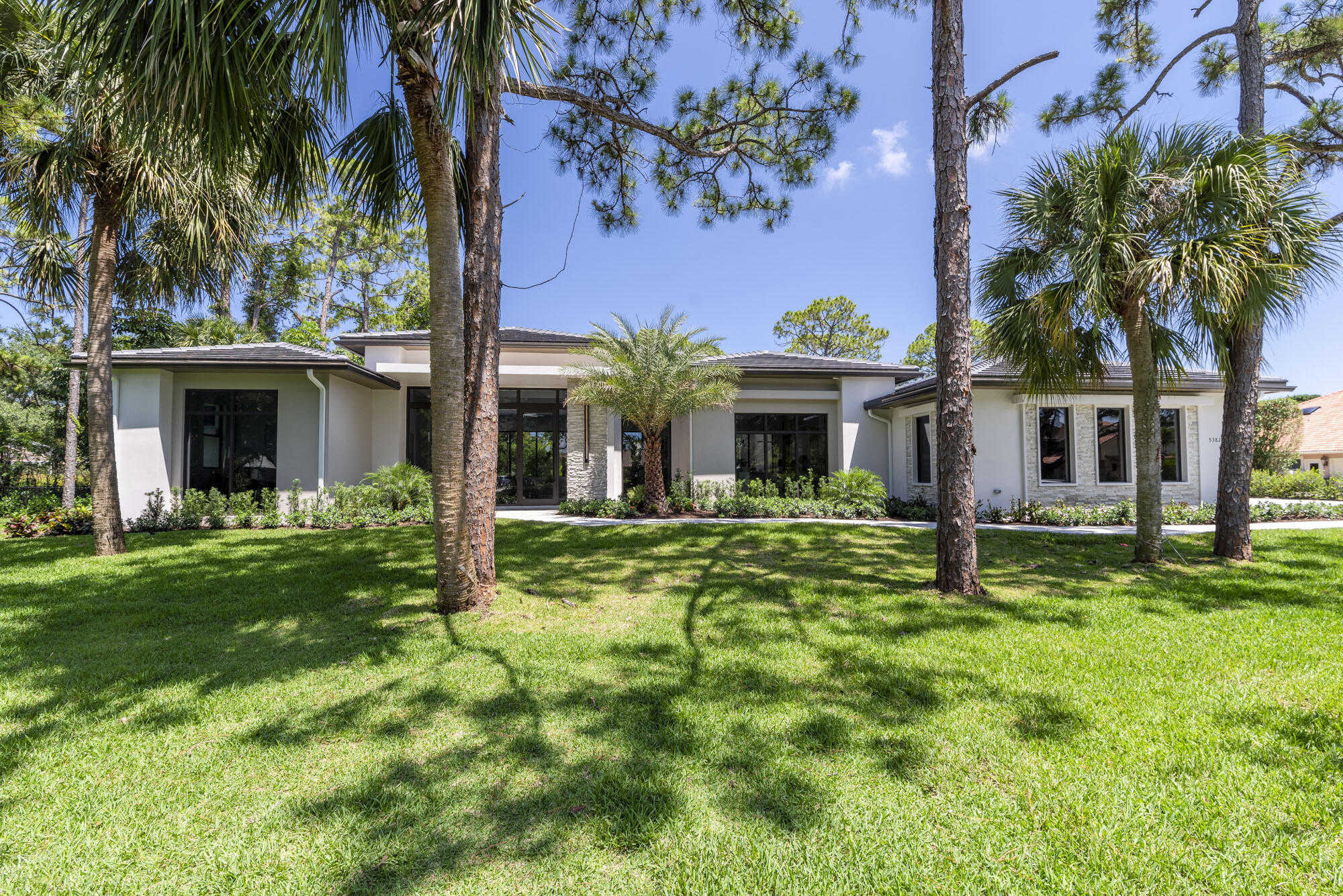 photo 1: 5382 Sea Biscuit Road, Palm Beach Gardens FL 33418