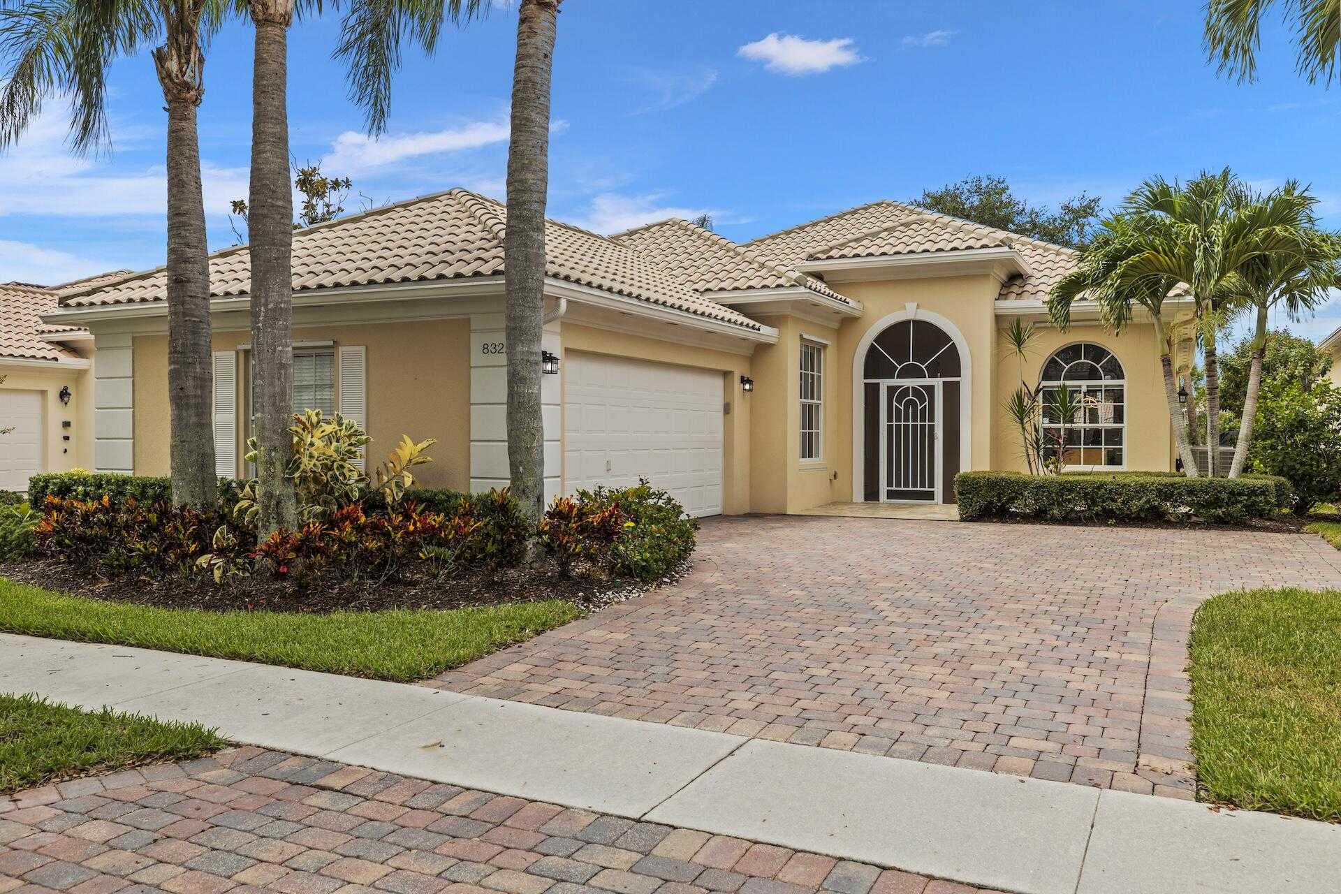 photo 1: 8322 Dominica Place, Wellington FL 33414