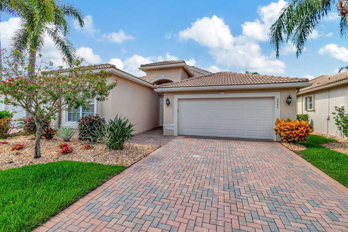 photo 2: 9840 Chantilly Point Lane, Lake Worth FL 33467