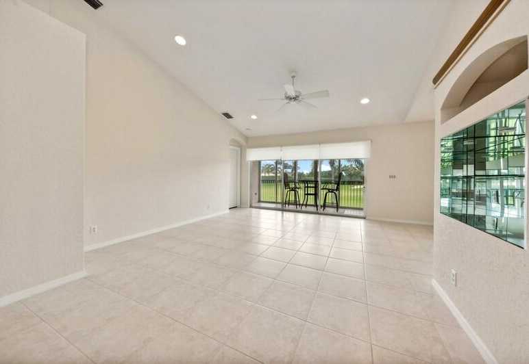 photo 3: 8074 Aberdeen Drive Unit 202, Boynton Beach FL 33472