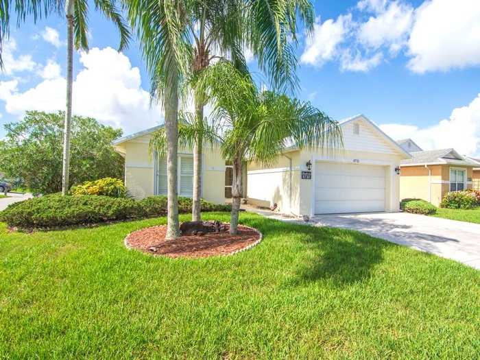 photo 1: 6730 Gaviota Court, Fort Pierce FL 34951