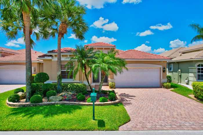 photo 1: 8158 Cavalli Way, Lake Worth FL 33467