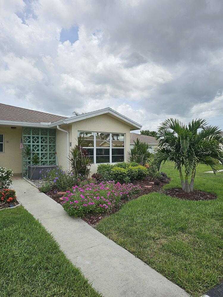 photo 1: 5397 Lakefront Boulevard Unit D, Delray Beach FL 33484