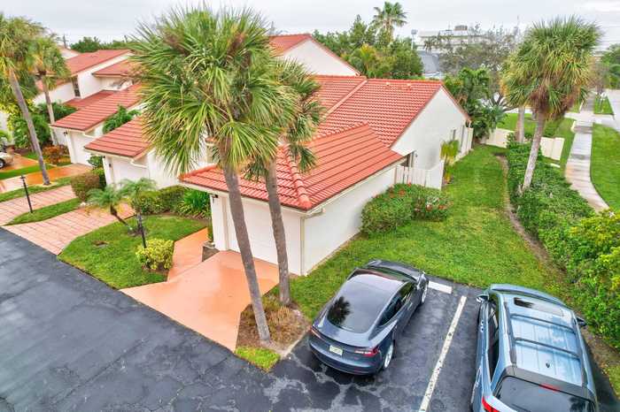 photo 1: 130 Palm Avenue Unit 1, Jupiter FL 33477