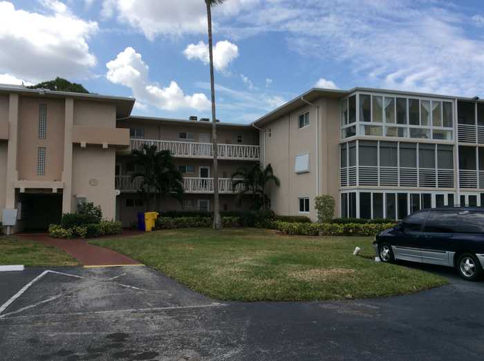 photo 1: 2562 Garden Drive Unit 209, Lake Worth FL 33461