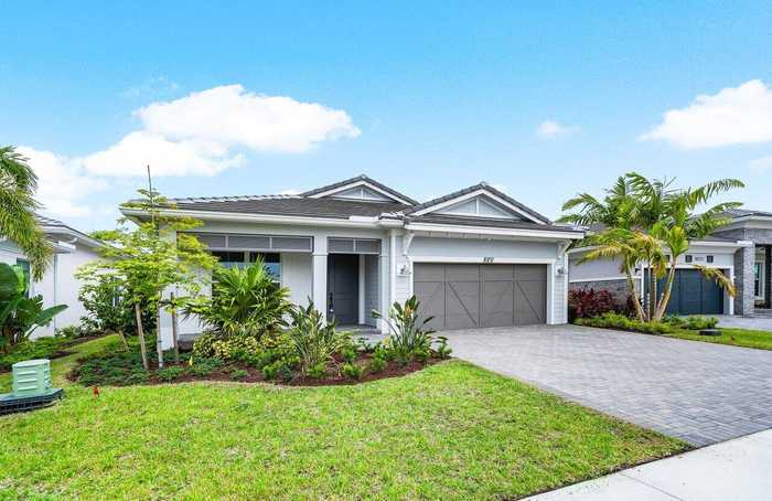 photo 2: 10151 Driftwood Way, Palm Beach Gardens FL 33412