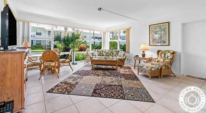 photo 2: 320 Ocean Boulevard Unit L-C, Delray Beach FL 33483