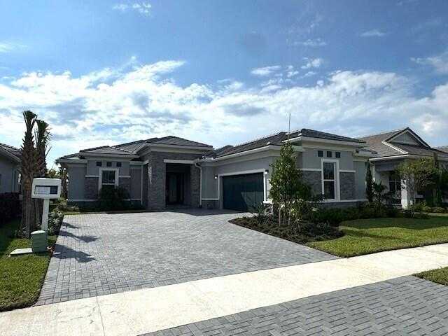 photo 1: 9967 Seagrass Way, Palm Beach Gardens FL 33412