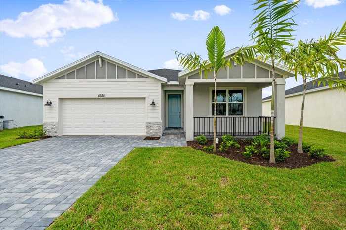 photo 1: 8924 Dahlia Circle, Port Saint Lucie FL 34986