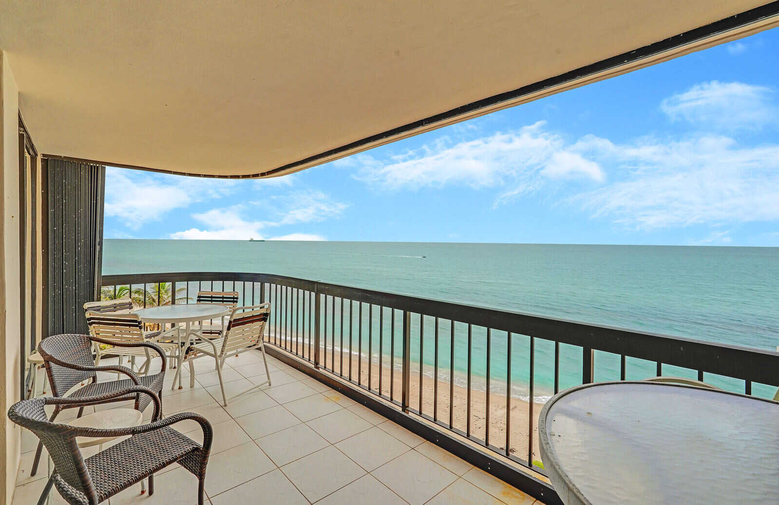 photo 1: 5380 Ocean Drive Unit 6e, Singer Island FL 33404