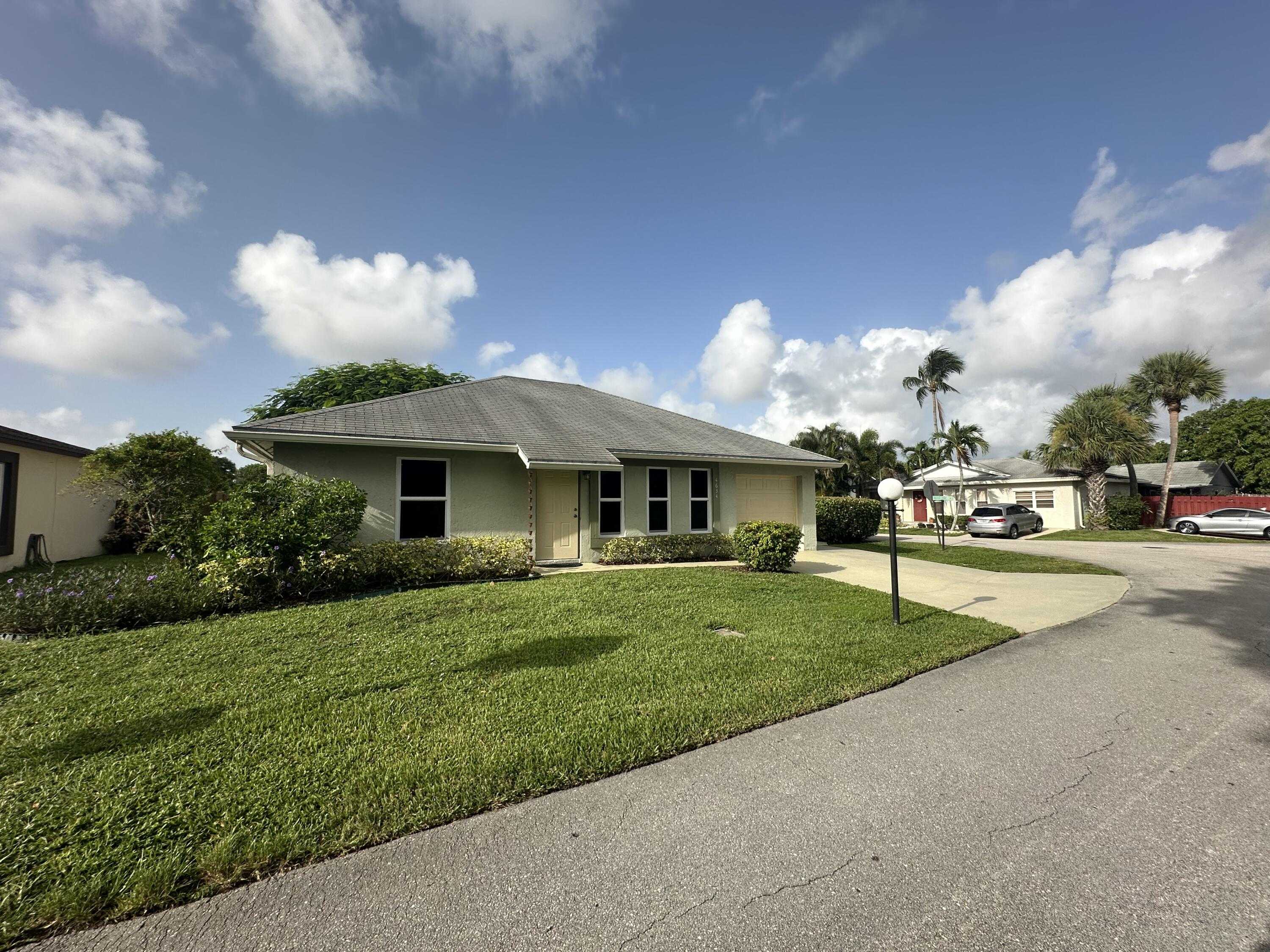 photo 3: 4634 Pine Grove Drive, Delray Beach FL 33445