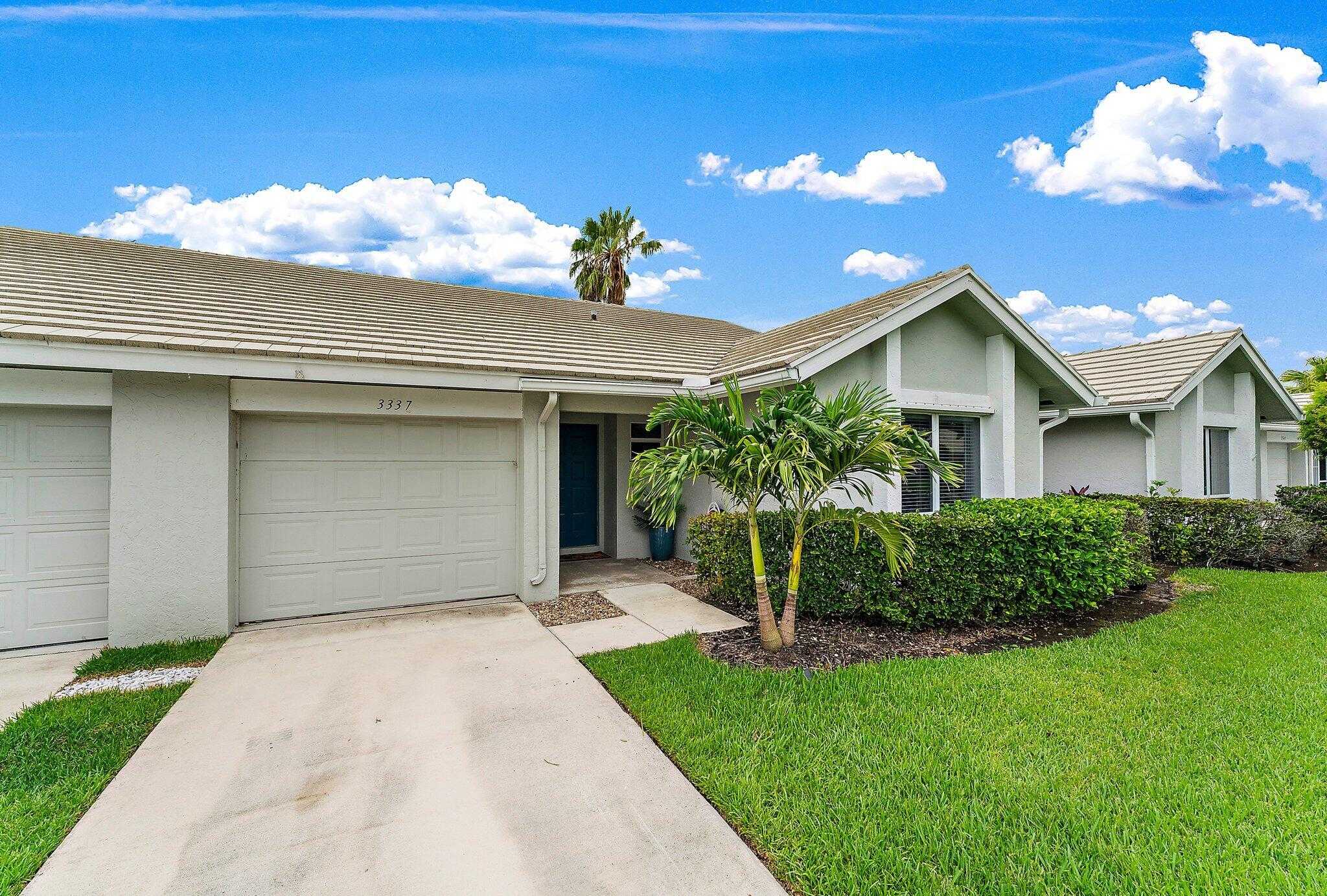 photo 2: 3337 Villa Place, Palm City FL 34990