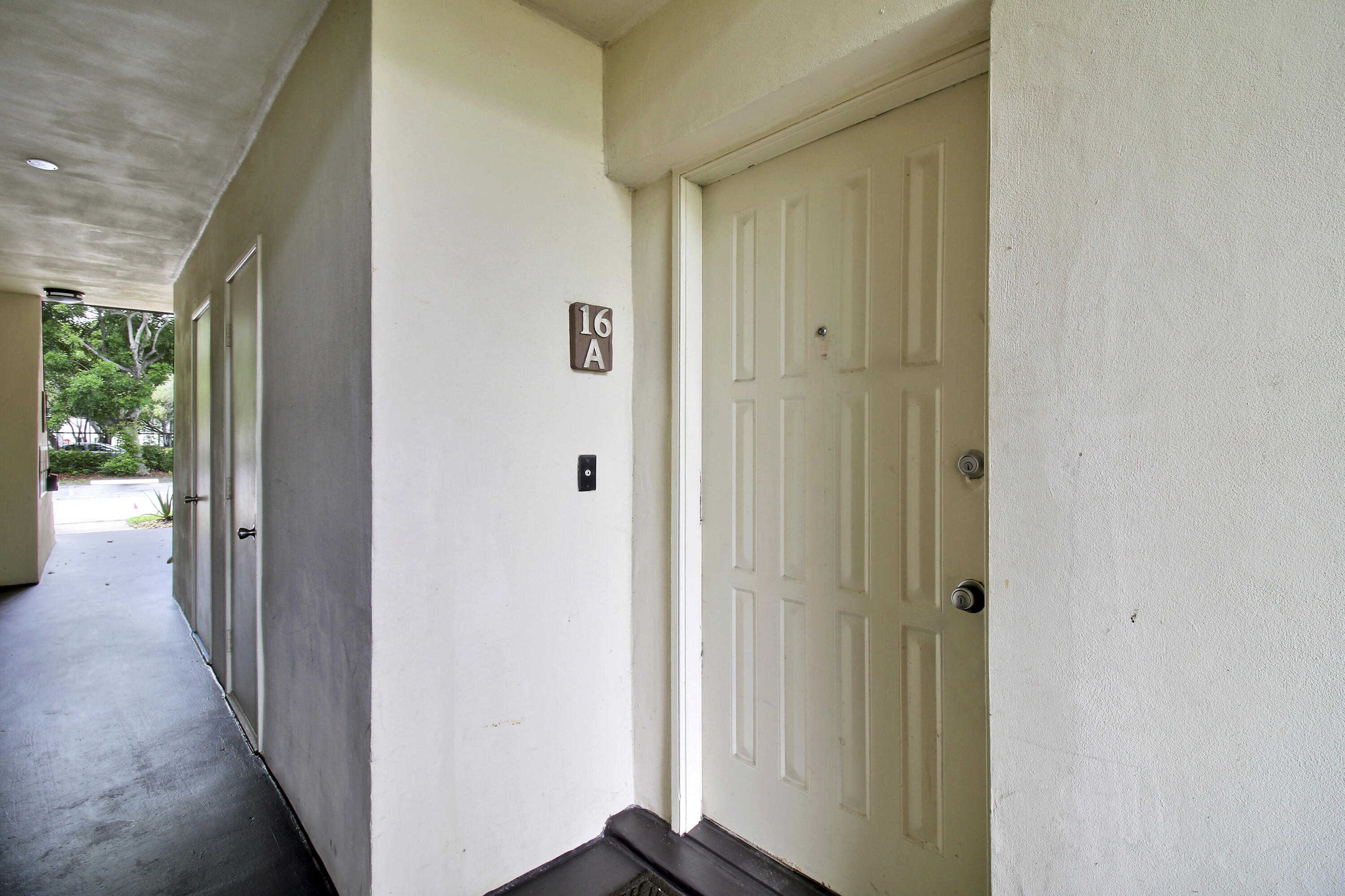 photo 3: 3402 Gardens East Drive Unit 16a, Palm Beach Gardens FL 33410