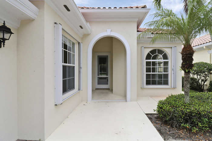 photo 2: 1403 James Bay Road, Palm Beach Gardens FL 33410