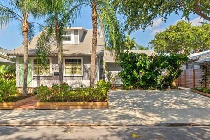 photo 1: 321 M Street, Lake Worth Beach FL 33460