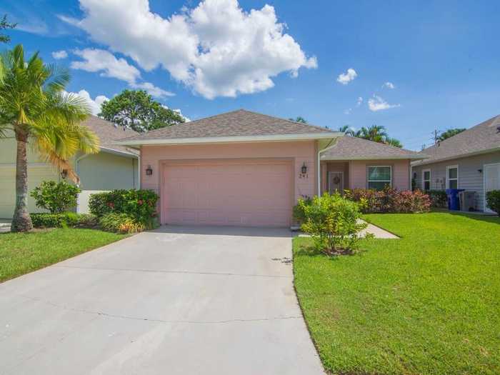 photo 2: 241 Hawthorne Lane, Vero Beach FL 32962