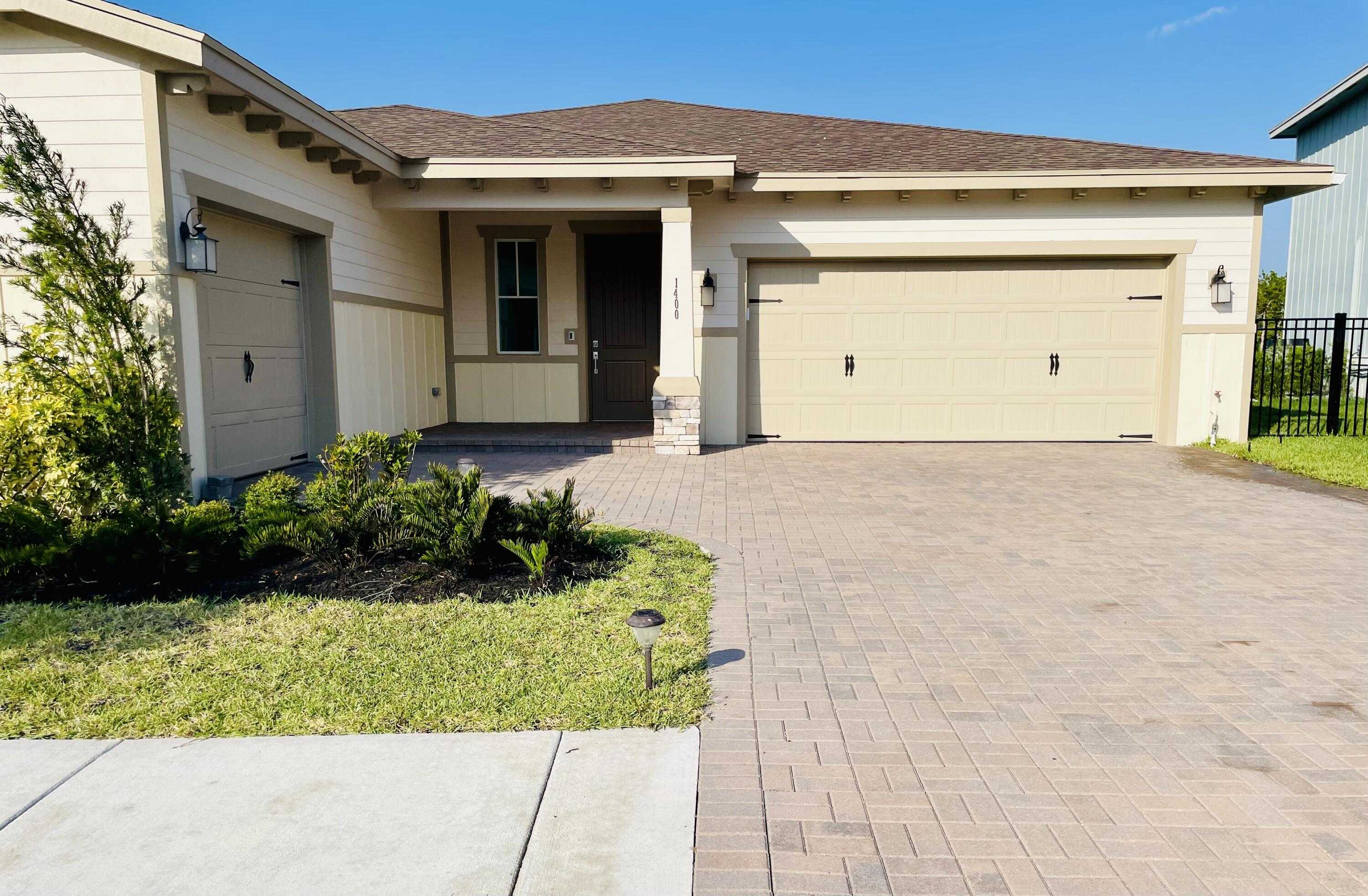 photo 2: 1400 Sterling Pine Place, Loxahatchee FL 33470