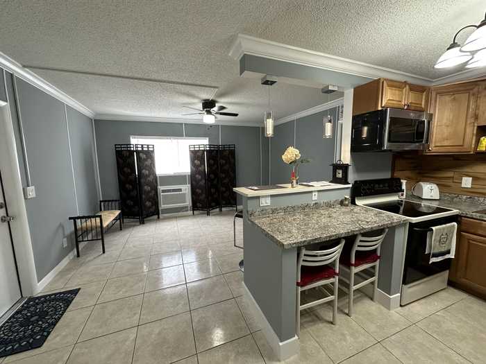 photo 1: 1829 A Street Unit 8, Lake Worth Beach FL 33460