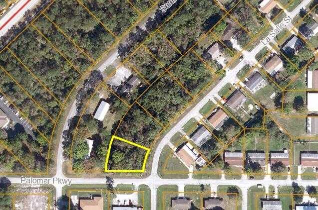 photo 1: 6802 Palomar Parkway, Fort Pierce FL 34950