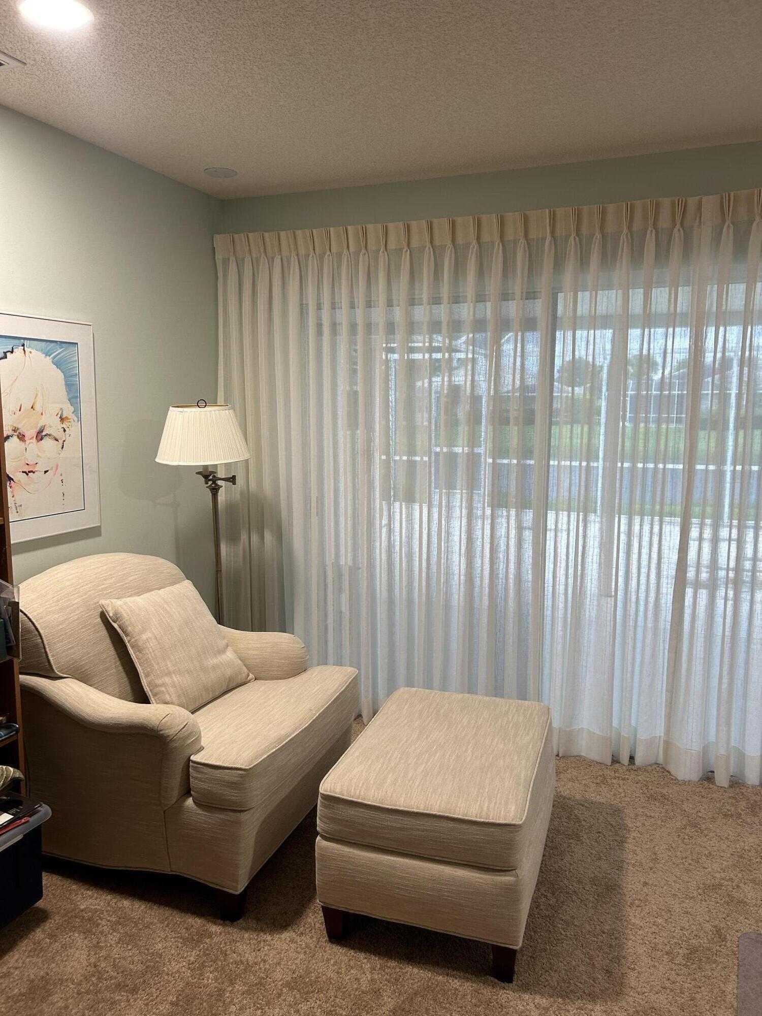 photo 3: 1529 Amherst Drive Unit B, Port Saint Lucie FL 34986