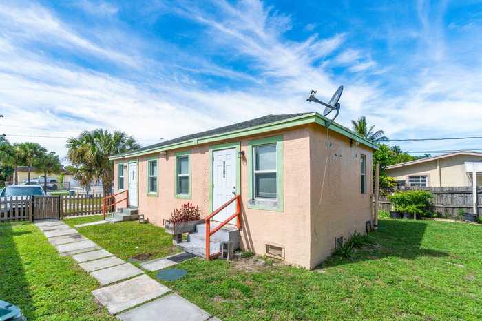 photo 1: 320 Swain Boulevard, Greenacres FL 33463