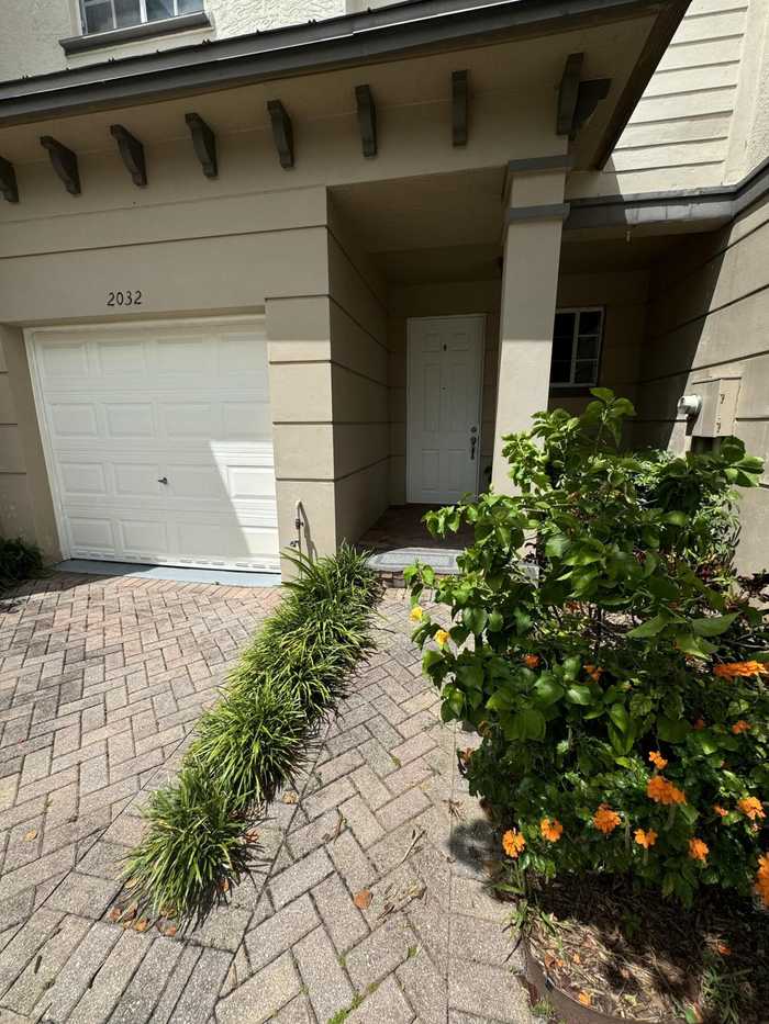 photo 2: 2032 Marsh Harbor Drive, Riviera Beach FL 33404