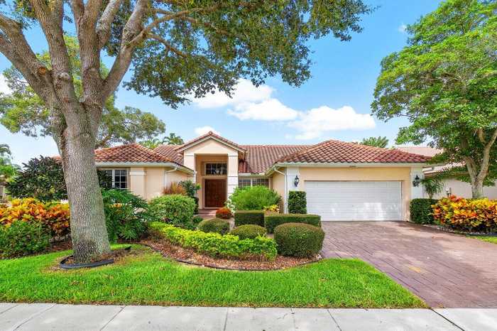 photo 1: 8581 Lawson Circle, Boynton Beach FL 33472