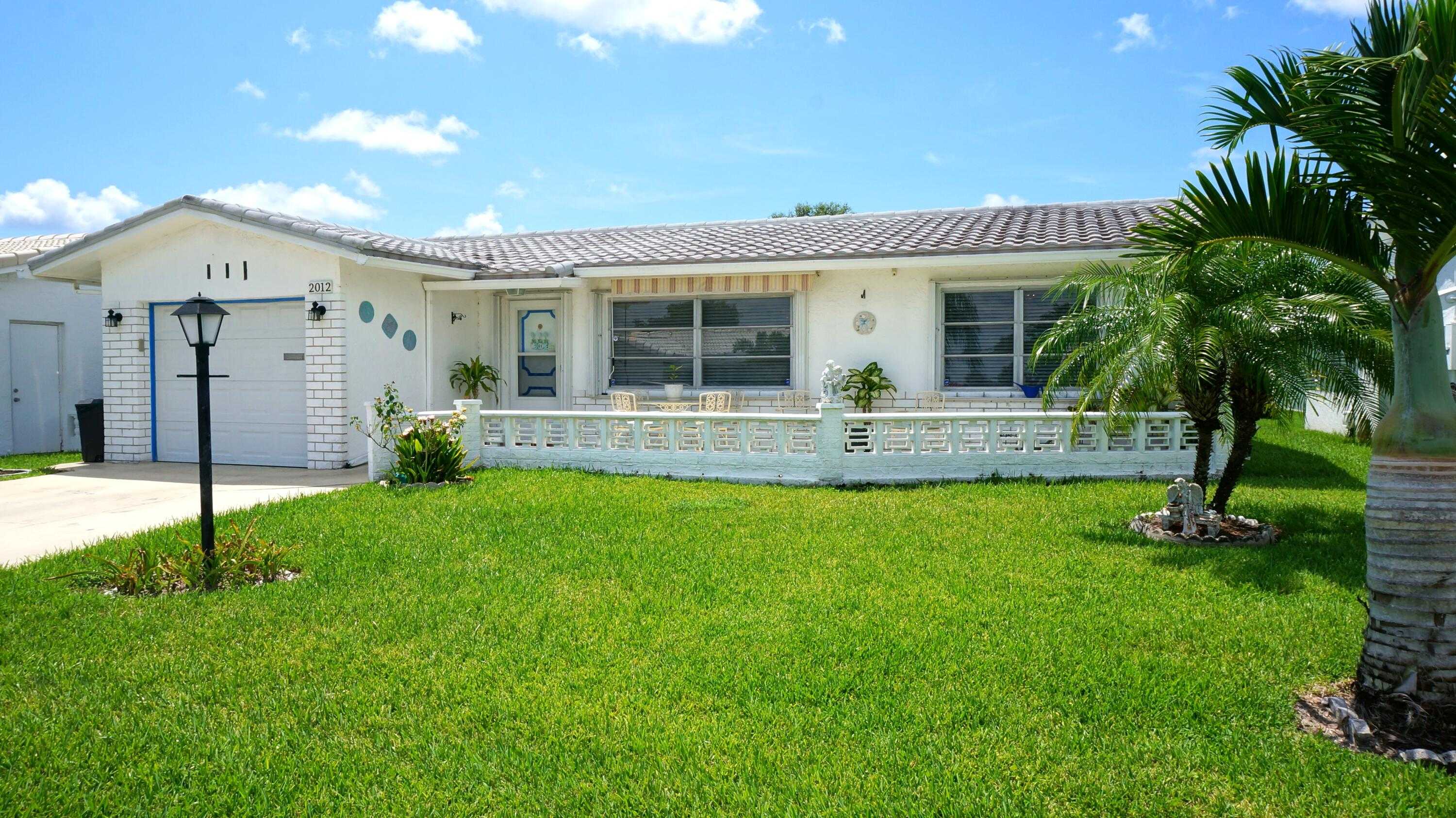 photo 2: 2012 16th Avenue, Boynton Beach FL 33426