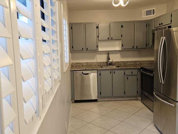 photo 2: 15036 Ashland Lane Unit B50, Delray Beach FL 33484