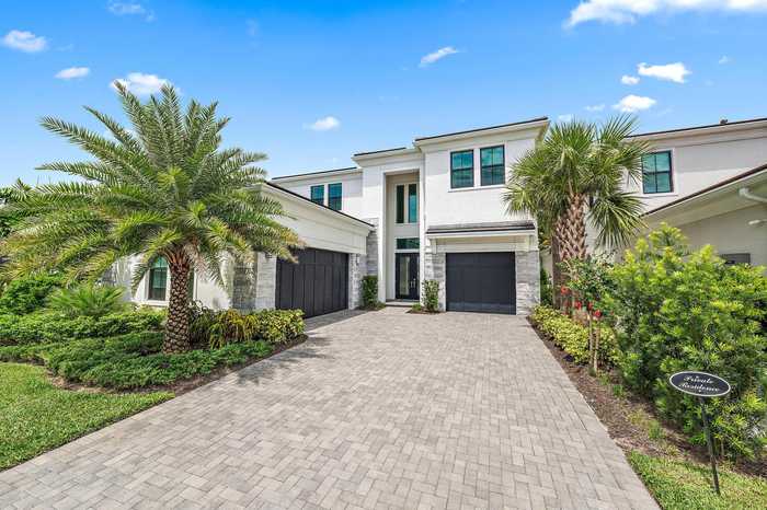 photo 1: 13566 Artisan Circle, Palm Beach Gardens FL 33418