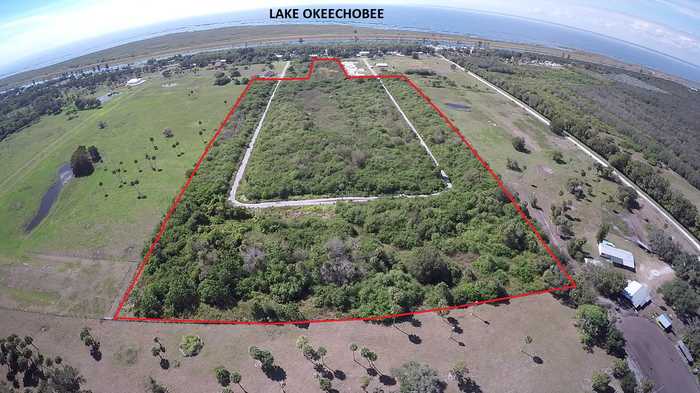 photo 1: 9652 119th Trail, Okeechobee FL 34974