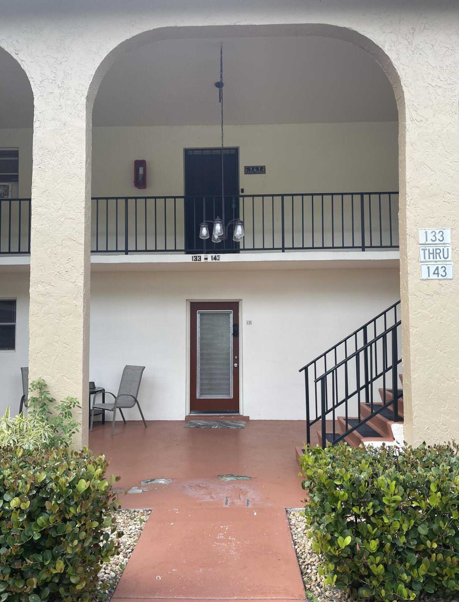 photo 2: 141 Lake Frances Drive, West Palm Beach FL 33411