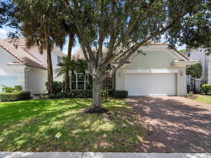 photo 1: 37 Princewood Lane, Palm Beach Gardens FL 33410