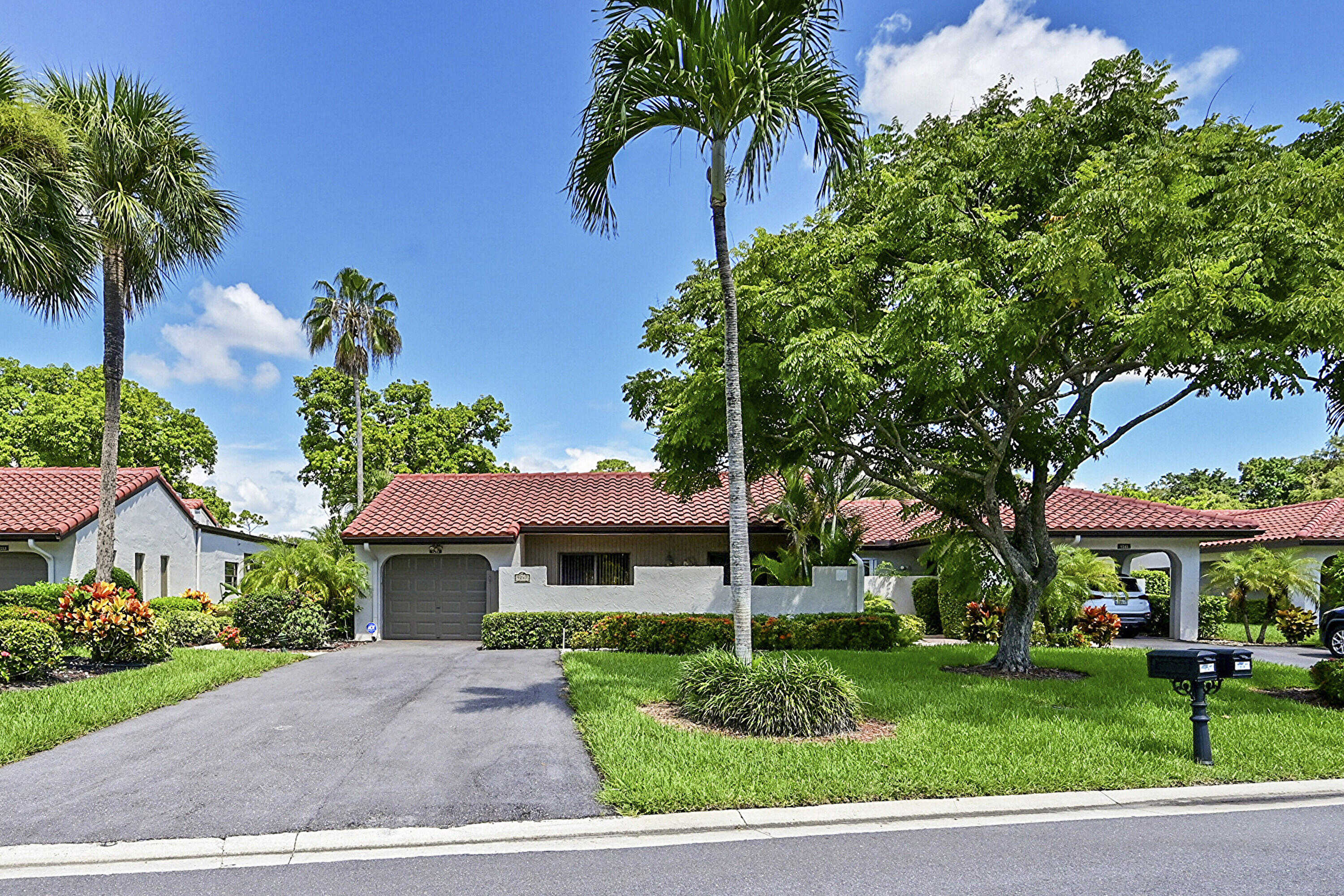 photo 2: 9247 Pecky Cypress Lane Unit 12a, Boca Raton FL 33428