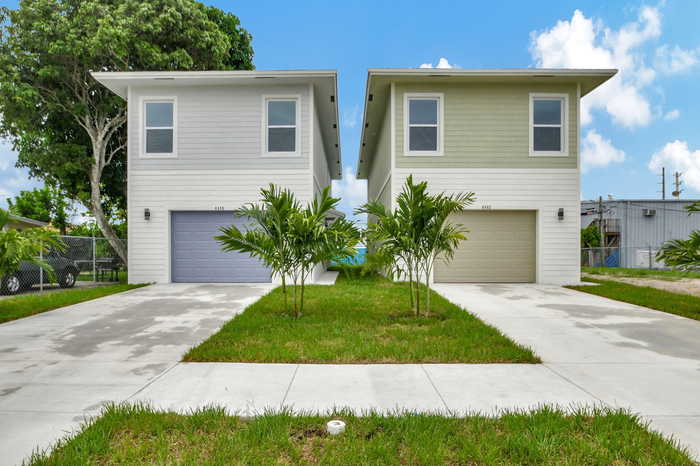 photo 2: 4456 Clinton Blvd Boulevard, Lake Worth Beach FL 33461