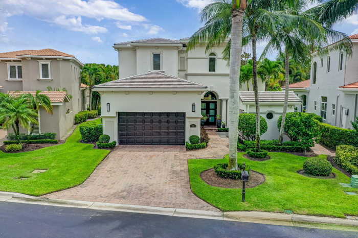 photo 1: 184 Viera Drive, Palm Beach Gardens FL 33418