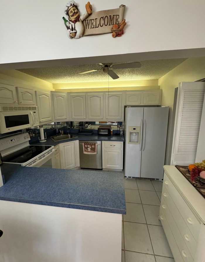 photo 5: 302 Knotty Pine Circle Unit D-1, Greenacres FL 33463