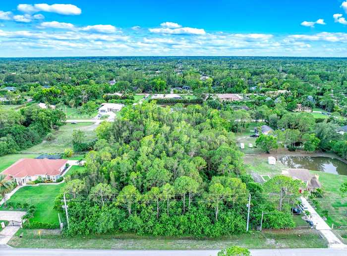 photo 2: 14370 Temple Boulevard, The Acreage FL 33470