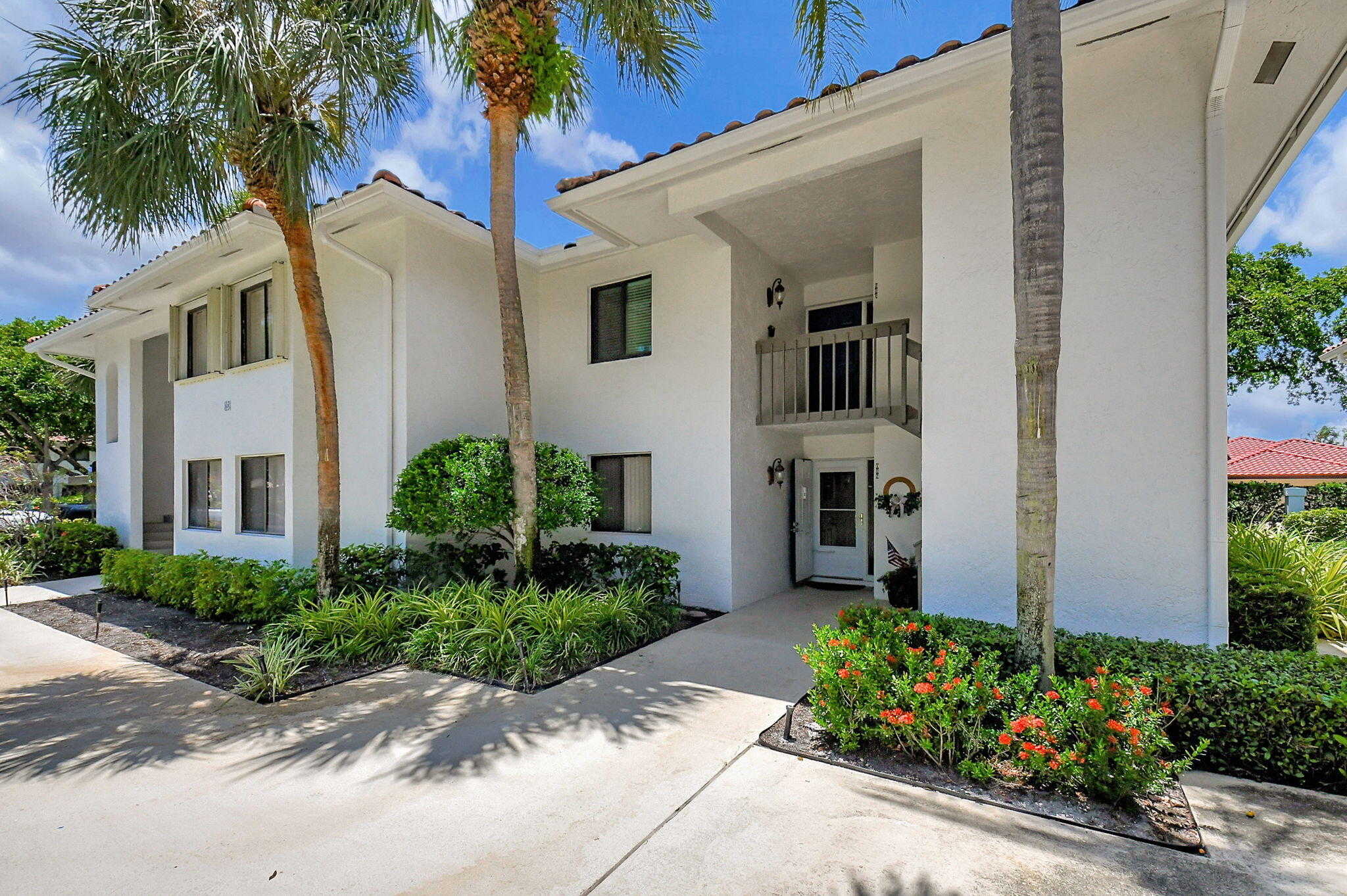 photo 1: 60 Pelican Pointe Drive Unit 2020, Delray Beach FL 33483