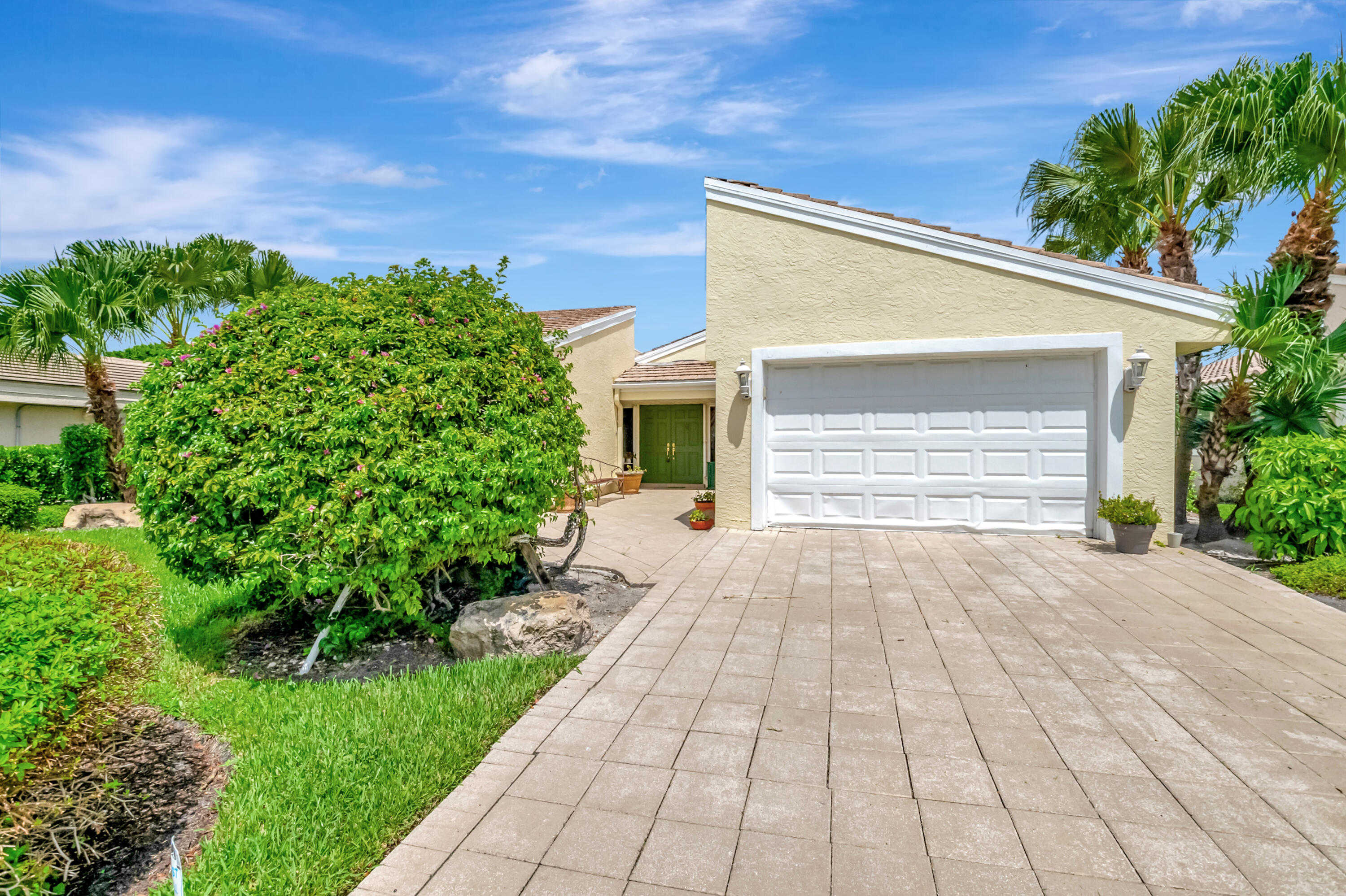 photo 1: 20451 Woodbridge Lane, Boca Raton FL 33434