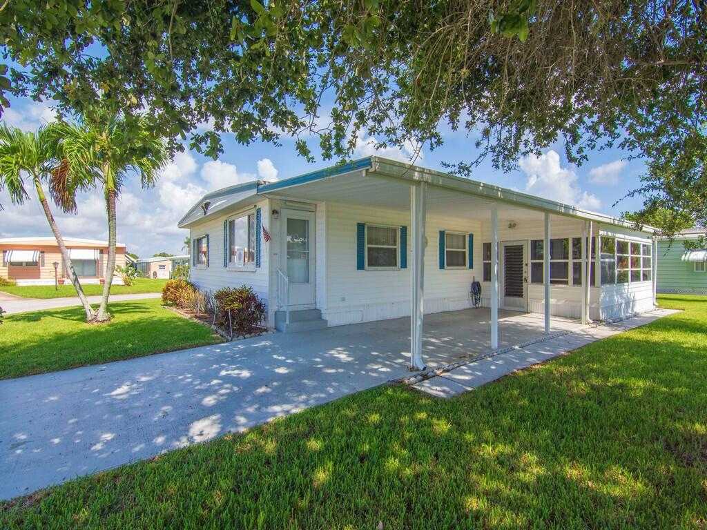 photo 1: 264 Cameo Way, Jensen Beach FL 34957