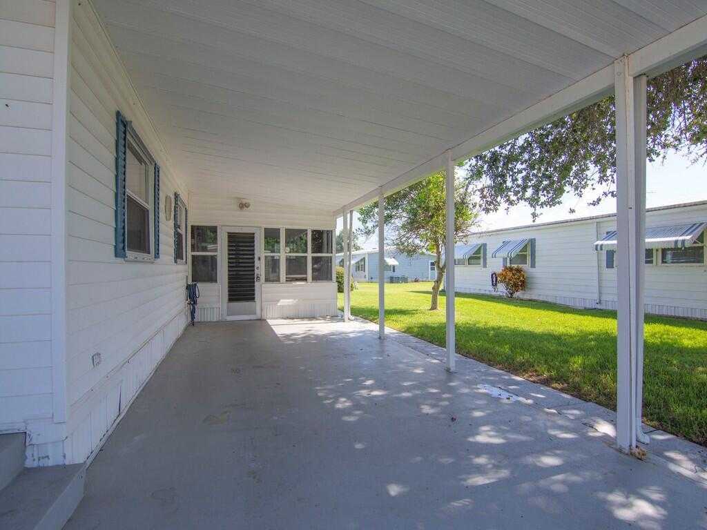 photo 3: 264 Cameo Way, Jensen Beach FL 34957