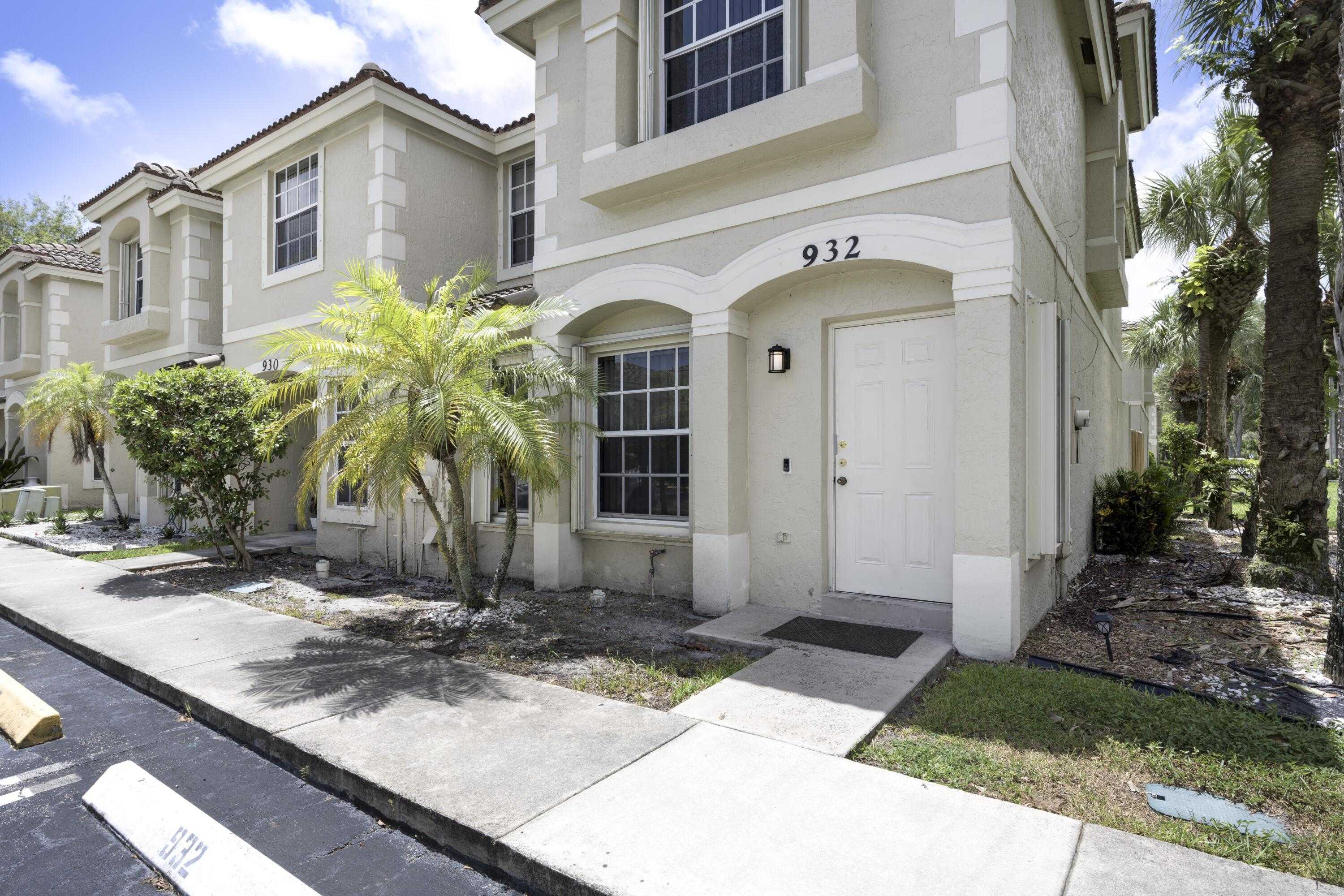 photo 1: 932 Summit Lake Drive, West Palm Beach FL 33406