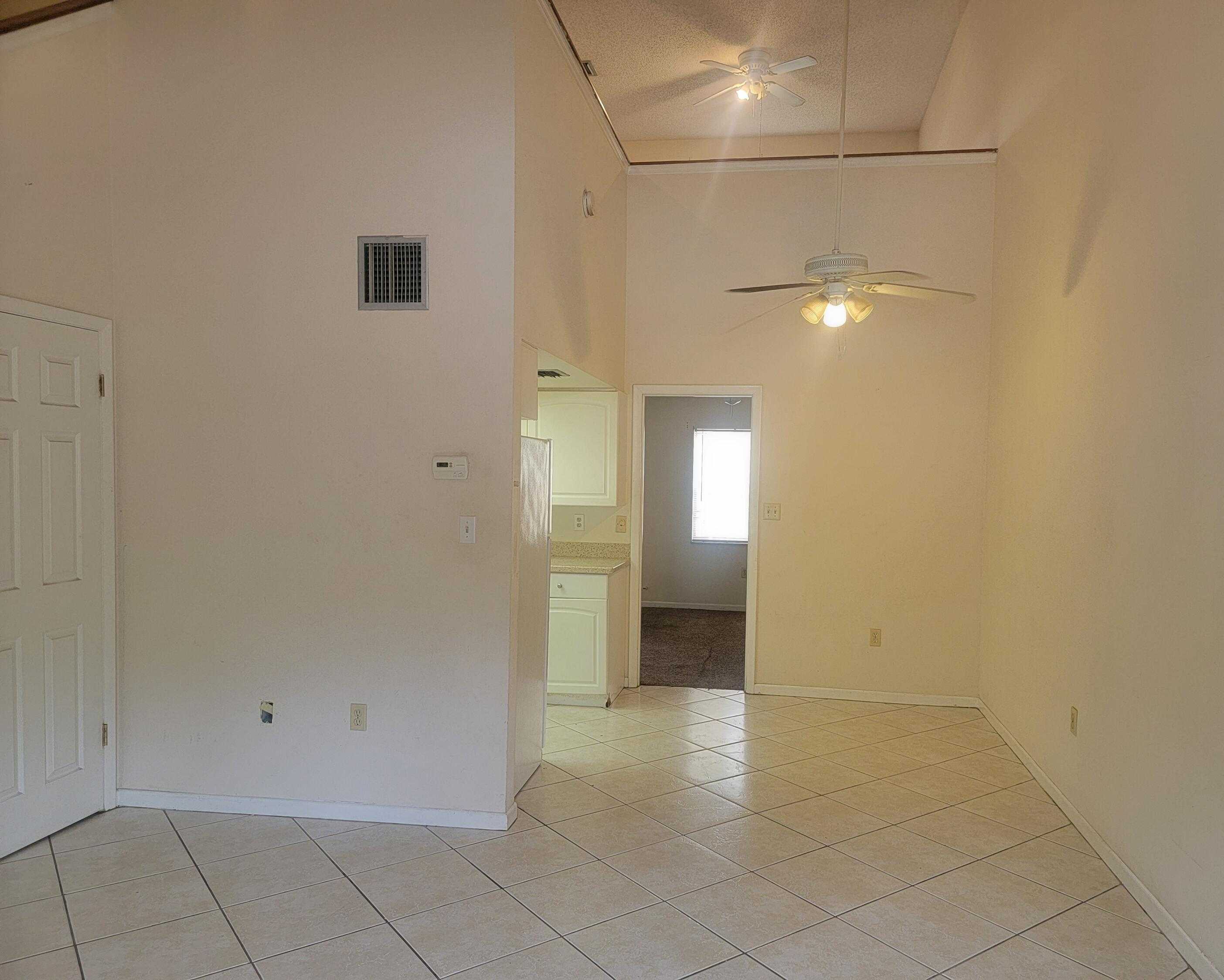 photo 3: 2005 Oleander Boulevard Unit Apt B, Fort Pierce FL 34950